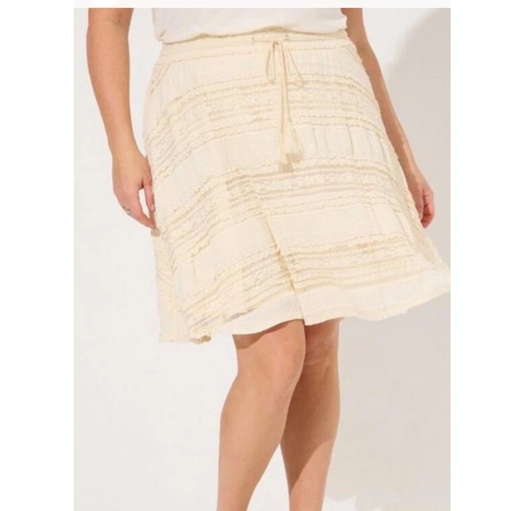 Torrid Mini Lace Smocked Skater Skirt cottagecore Plus Size 6 6X 30 fairycore